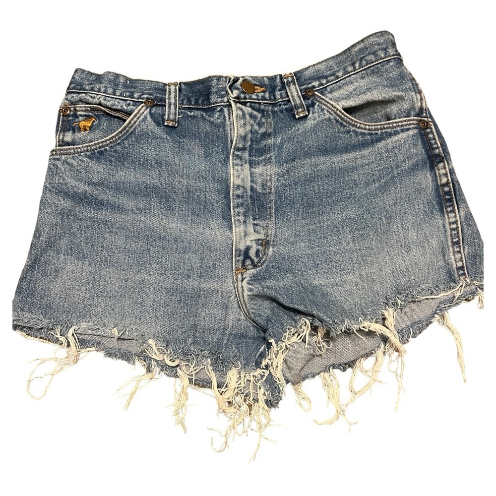 Vintage Wrangler Women’s Distressed Frayed Denim Shorts- Size 33